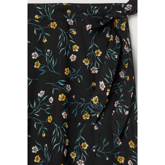H&M Floral Wrap High-Low Midi Skirt - Picture 12 of 13